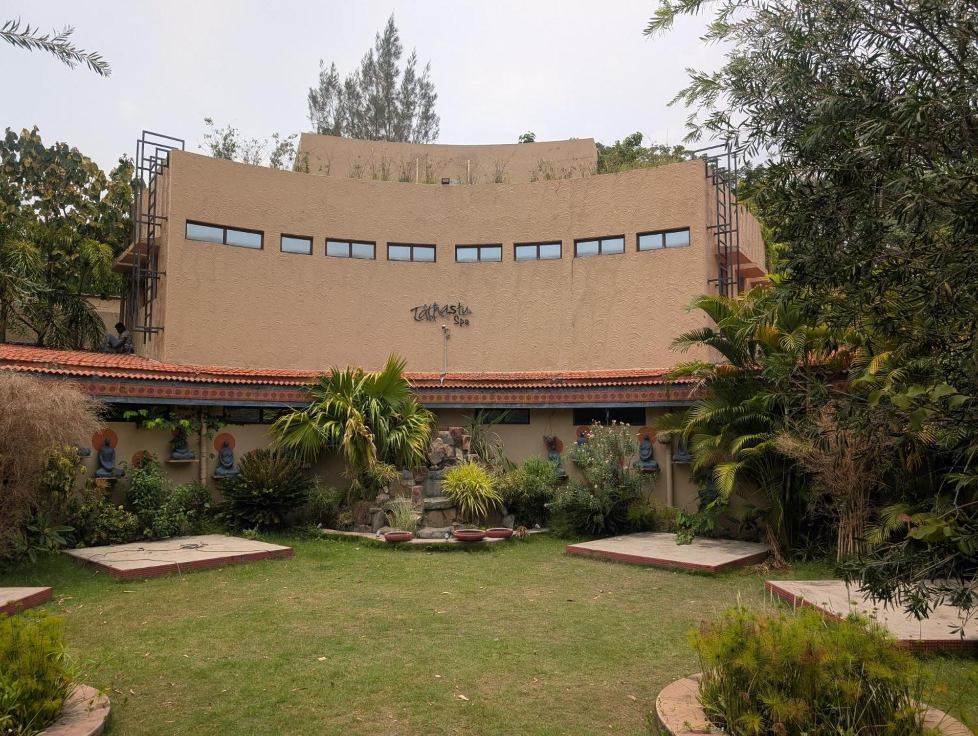 Tathastu Pench Hotel Khawasa Luaran gambar